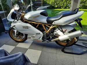DUCATI 750 SS