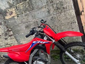125 CRF