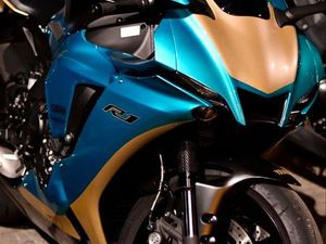 YAMAHA R1 08/2024 1ERE MAIN PRÉPARATION UNIQUE