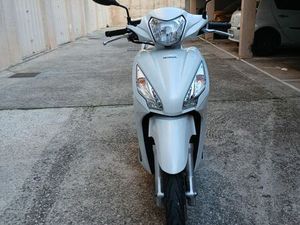 HONDA VISION 110 ANNÉE 2018