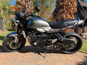 KAWASAKI Z900RS