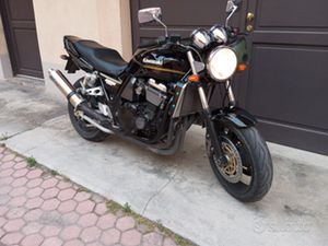 KAWASAKI ZRX 1100