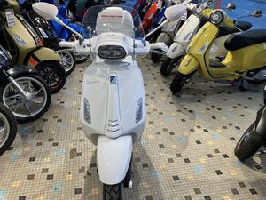 VESPA SPRINT 125 JUSTIN BIEBER LIMITIERT ABS MIA LED