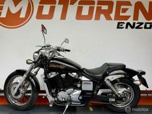 HONDA VT 750 DC BLACK WIDOW LET OP! 25.000 KM ORIG NL 35 KW — MOTOREN | HONDA — MARKTPLAATS