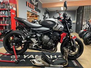 TRIUMPH TRIDENT 660 7TKM MIVV