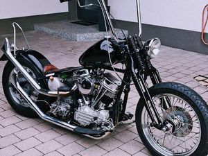 HARLEY DAVIDSON PANHEAD "GRANDMA"
