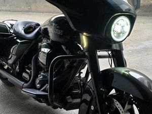 HARLEY DAVIDSON STREET GLIDE TWIN CAM 103