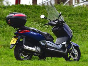 YAMAHA XMAX 249 CC