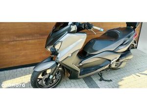 YAMAHA X-MAX