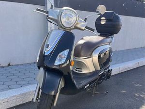 SYM FIDDLE 125 COM TOPCASE SHAD CEDOFEITA, SANTO ILDEFONSO, SÉ, MIRAGAIA, SÃO NICOLAU E VITÓRIA