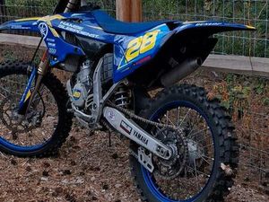 ② YAMAHA YZ125 BJ 2025