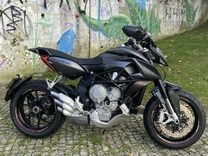 MV AGUSTA RIVALE 800 CC 125CV AREEIRO