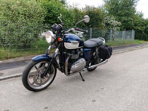 TRIUMPH BONNEVILLE SE 100T TOP ZUSTAND 4300KM