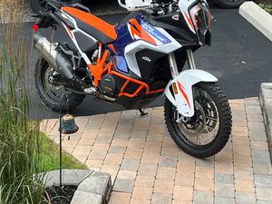 2022 KTM 1290 SUPER ADVENTURE R