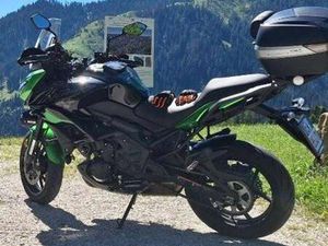 KAWASAKI VERSYS 650 GRAND TOURER VERDE