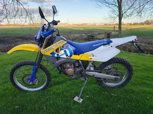 HUSQVARNA WRE 125 GEEL