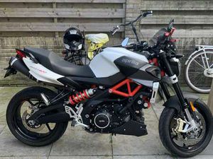APRILIA SHIVER 900