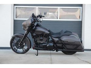 HARLEY-DAVIDSON FLHXS STREET GLIDE SPECIAL 103