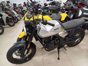 BRIXTON CROSSFIRE 500 500X ARGENTO