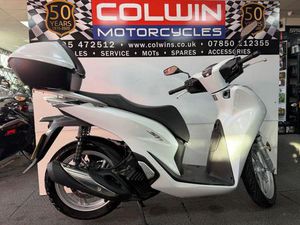 HONDA SH125I SCOOTER PETROL CVT V-BELT EURO 5 (13 PS) 125 CC