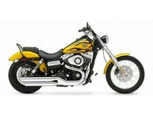 2011 HARLEY-DAVIDSON® WIDE GLIDE® VIV BLACK FLAME