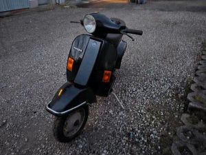 PIAGGIO VESPA PK50 SCHEUNENFUND