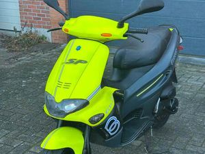 ② GILERA RUNNER 50 CC