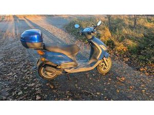MOPED / ROLLER PIAGGIO FLY 50