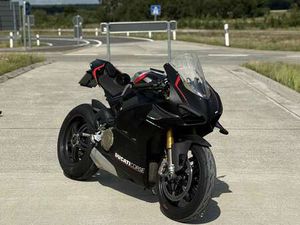 DUCATI PANIGALE V4 S