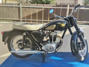 MOTA CLÁSSICA BSA C15 COM RESTAURO COMPLETO ERMESINDE