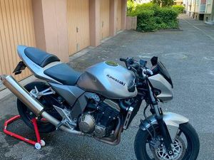 KAWASAKI Z750 TOP GEPFLEGT!