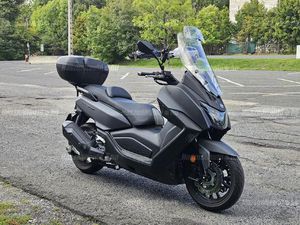 400. 1. TULAJ. MAGYAR. 2 ÉV GYÁRI GARANCIA