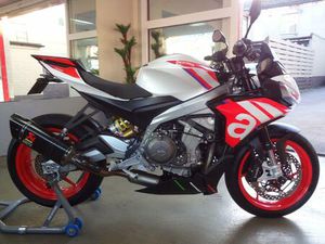APRILIA TUONO 660 FACTORY NAKED PETROL MANUAL EURO 5 (100 PS) AKRAPOVIC RACE EXHAUST 659 CC