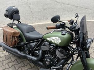 INDIAN WINTERANGEBOT: CHIEF BOBBER DARK HORSE, PENZL