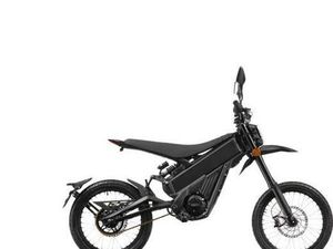 BRAND NEW TALARIA X3 XXX V2 PRO ROAD LEGAL ELECTRIC MX BIKE RIDE AT 16 CBT