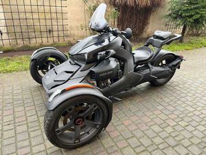 CAN-AM RYKER 900 20 ROK SLUPCA