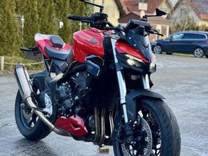 HONDA CB1000 HORNET, BARDZO BOGATO DOPOSAŻONA I REJ. 2025 PSARY