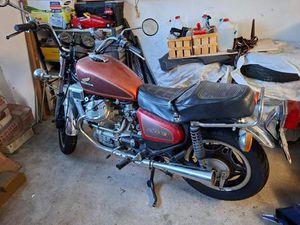 HONDA CX500C - GÜLLEPUMPE