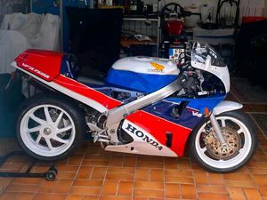 HONDA RC 30 REPLICA RC 36