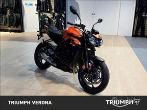 TRIUMPH STREET TRIPLE 765 R