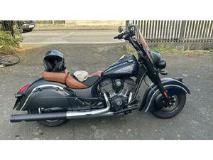 INDIAN CHIEF DARK HORSE, BJ 2017 WENIG KM…TOP ZUSTAND,