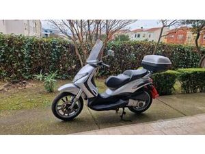 PIAGGIO BEVERLY 250 - 2004
