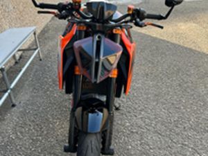 KTM 1290 SUPER DUKE R 2.0