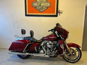 HARLEY-DAVIDSON FLHXS STREET GLIDE SPECIAL