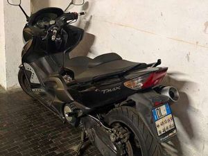 YAMAHA TMAX 500 NERO