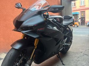 VERKAUFE MEINE HONDA FIREBLADE RR-R SP 2025 / UNFALLFREI!!