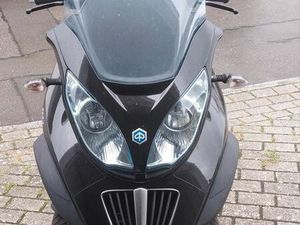 PIAGGIO 400 LT MP3