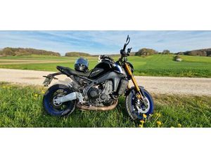 YAMAHA MT 09 SP + ZUBEHÖR