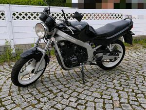 SUZUKI GS500E 46PS 500 CCM