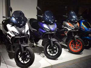 APRILIA SR GT SPORT 200 | € 1000,- KORTING — SCOOTERS | APRILIA — MARKTPLAATS